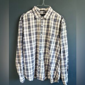 Banana Republic Untucked Fit Plaid Button-Down L – Navy Cream Cotton Casual